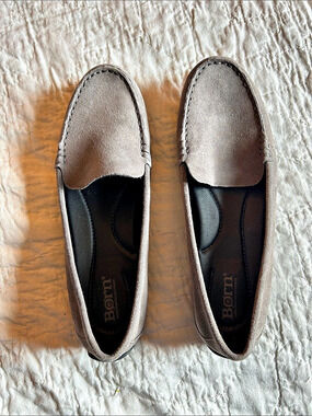 Born Driving Mocs in Gray Suede